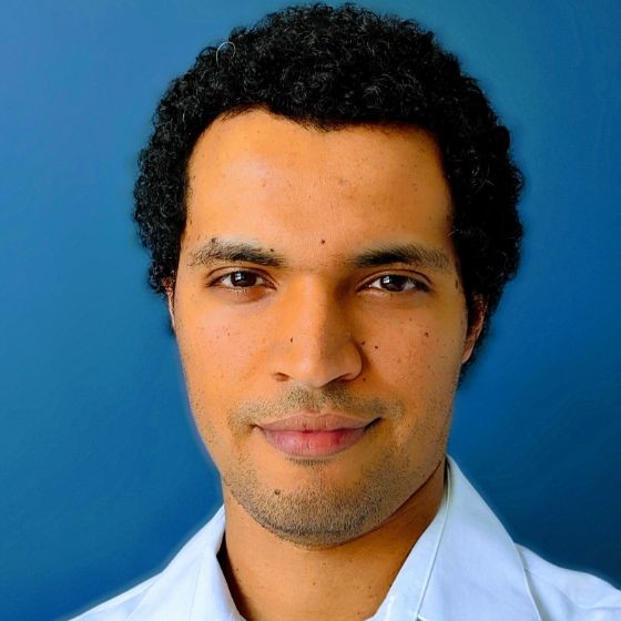 Younes Manton